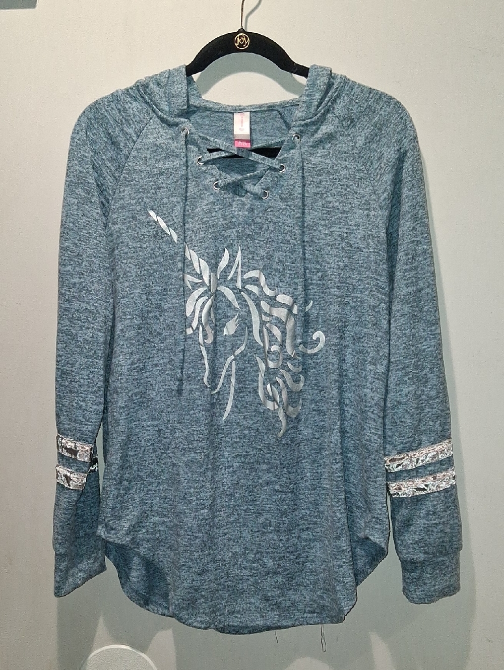 Super Cute Ladies XL Hoodie W/Unicorn